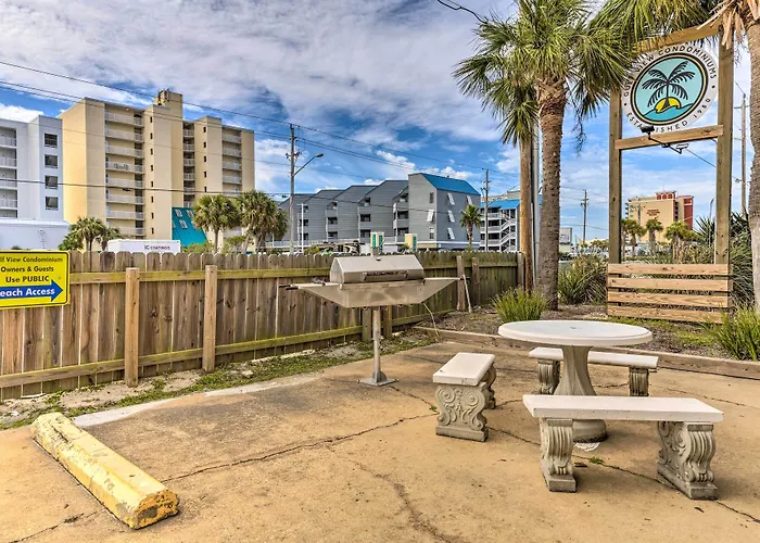 Apartment Downtown - 1 Block To Beach!
